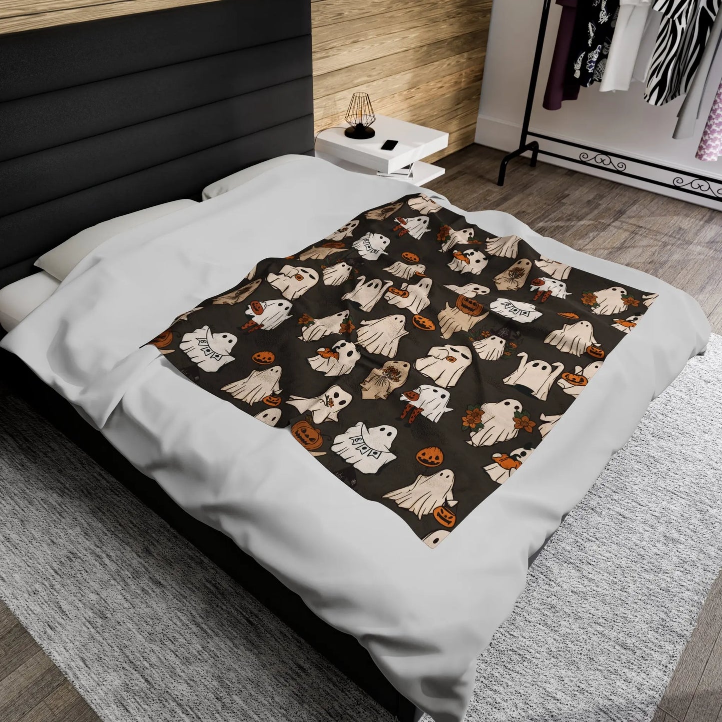 Cute Retro Halloween Ghosts Velveteen Plush Blanket Printify
