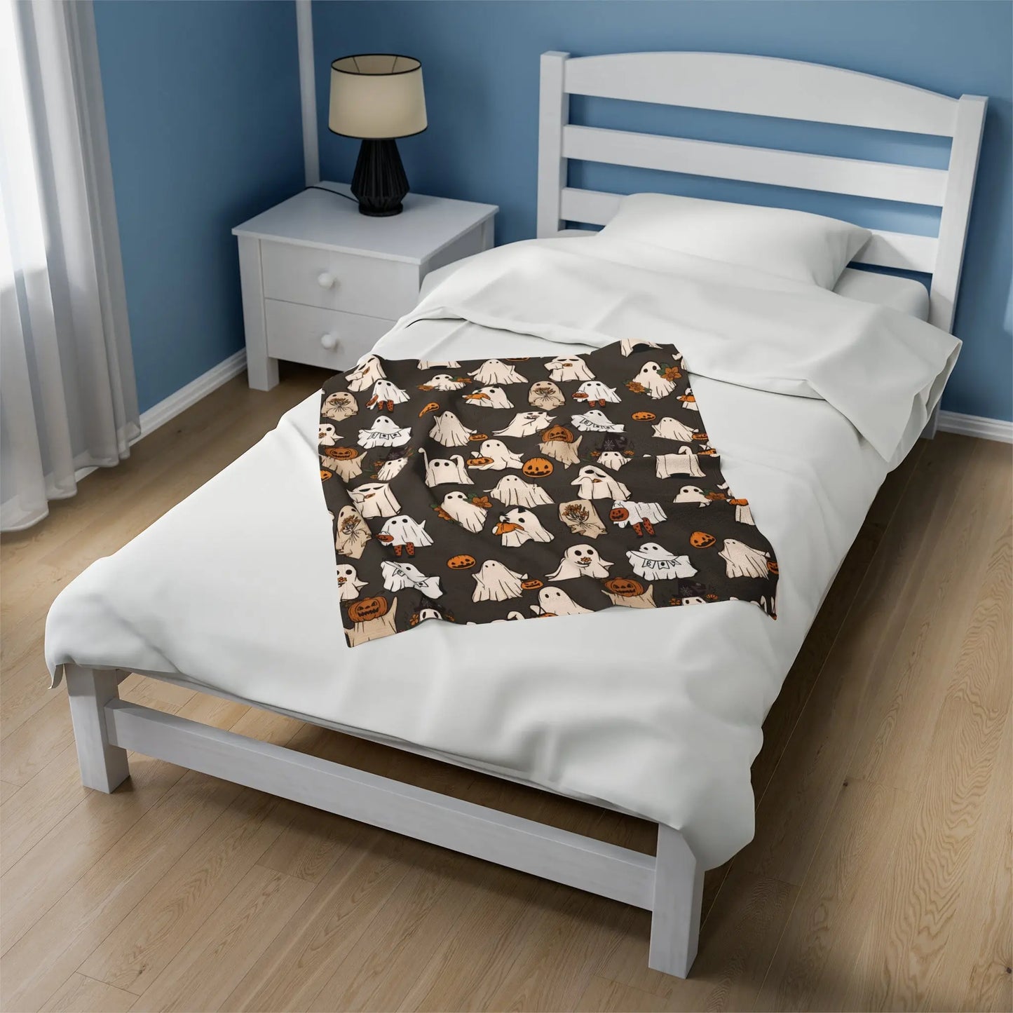 Cute Retro Halloween Ghosts Velveteen Plush Blanket Printify