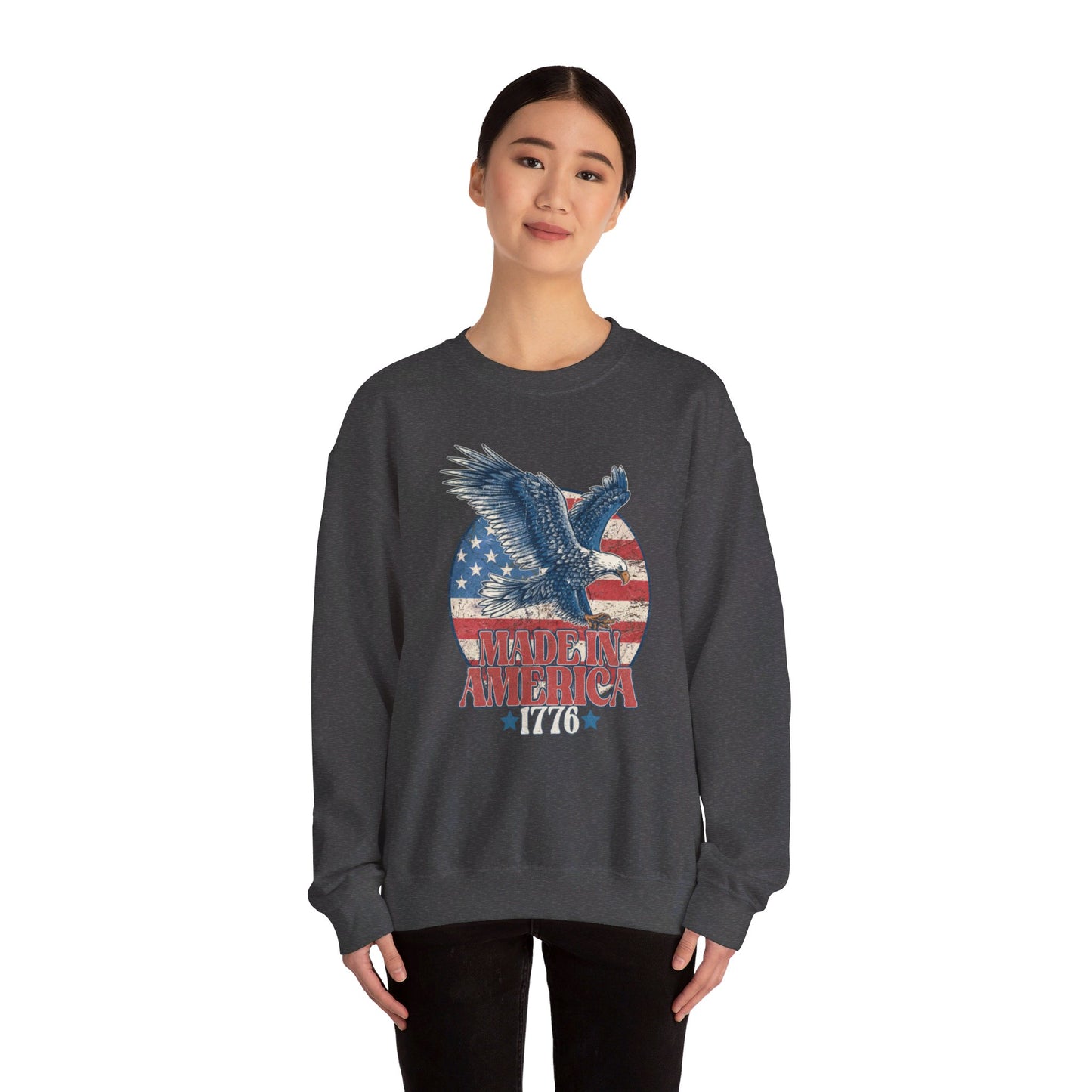 Retro Distressed American Flag Eagle 1776 Made in America Vintage Patriotic America Freedom American Pride Sweatshirt Christmas Gift Military Veteran Gift