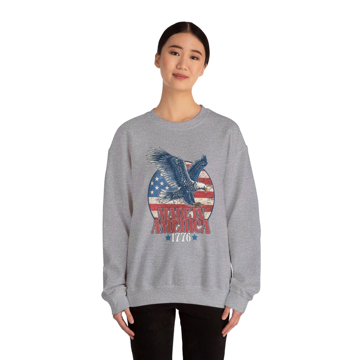 Retro Distressed American Flag Eagle 1776 Made in America Vintage Patriotic America Freedom American Pride Sweatshirt Christmas Gift Military Veteran Gift